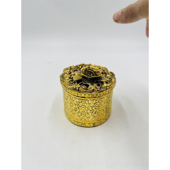 VTG StyleBuilt Gold Oval Trinket / Jewlery Box Floral Design Lid - Picture 4 of 7